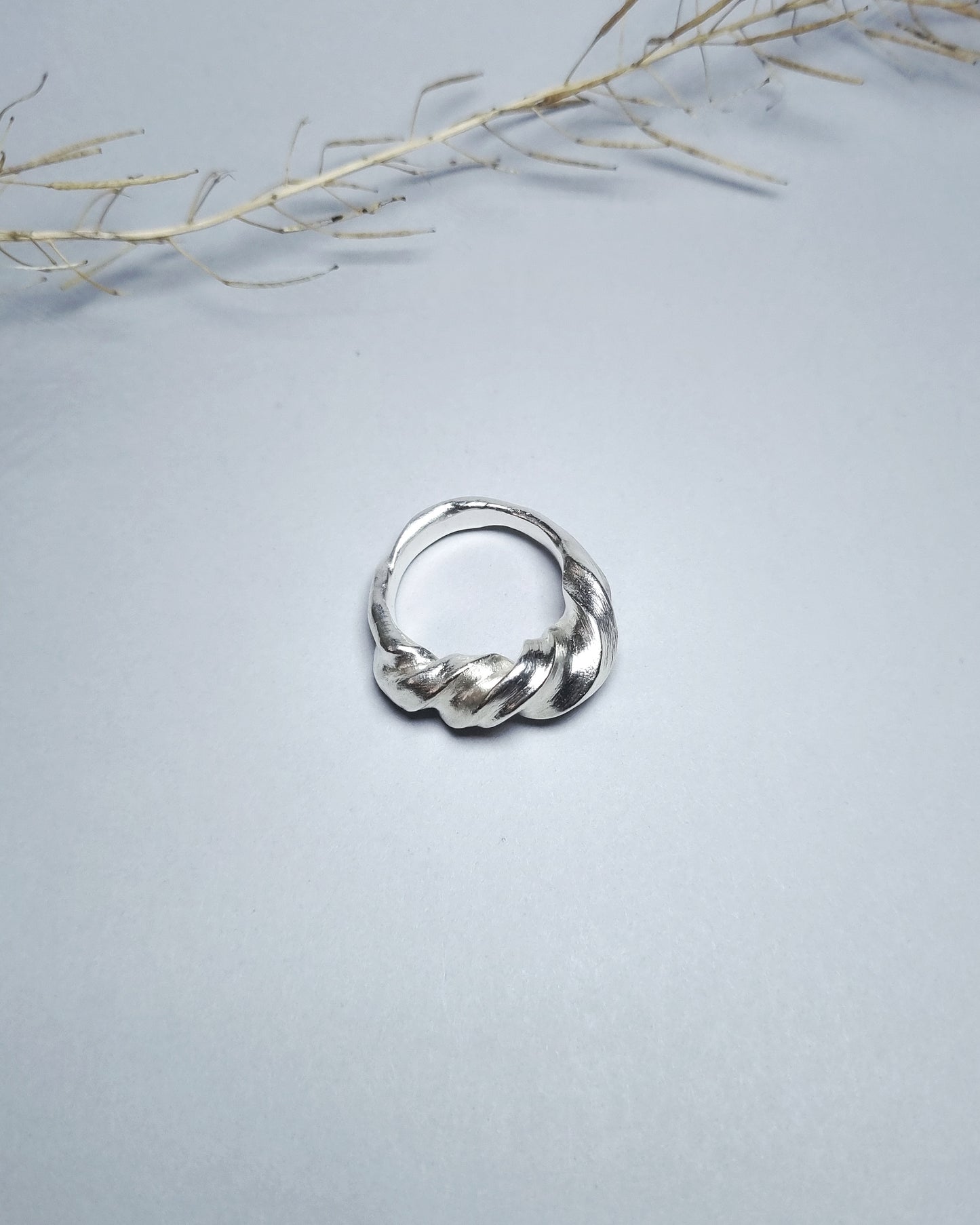 HESTER Silver Ring